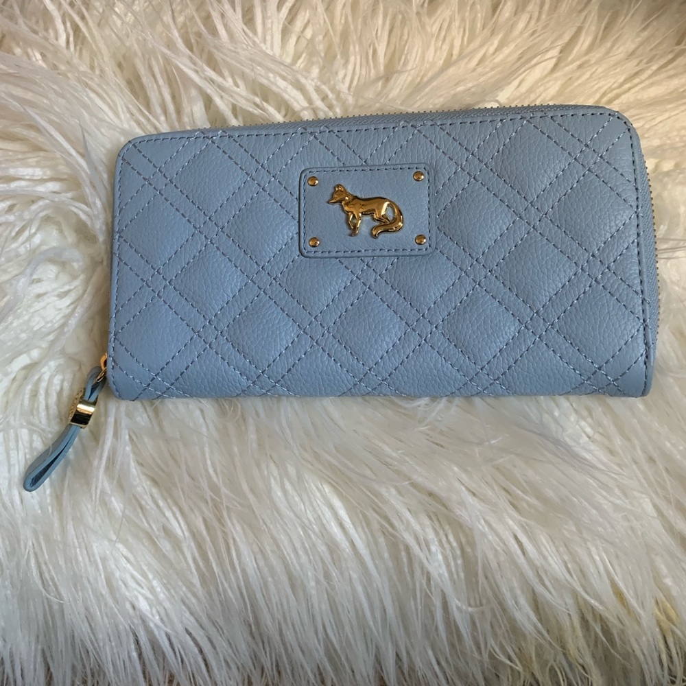 Emma Fox wallet